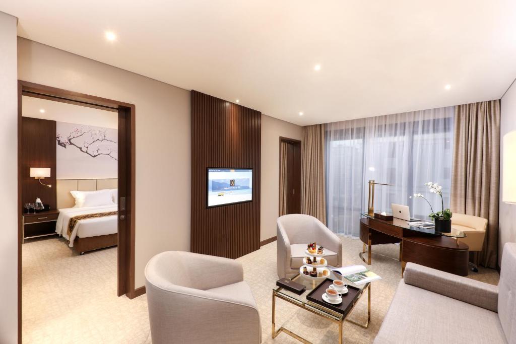 Grand Vista Hanoi Hotel