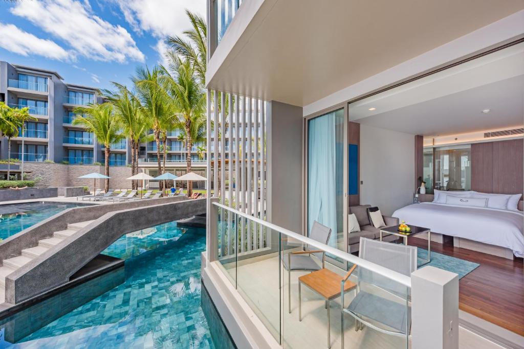 Ocean Front Beach Hotel