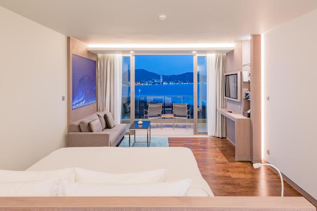 Ocean Front Beach Hotel